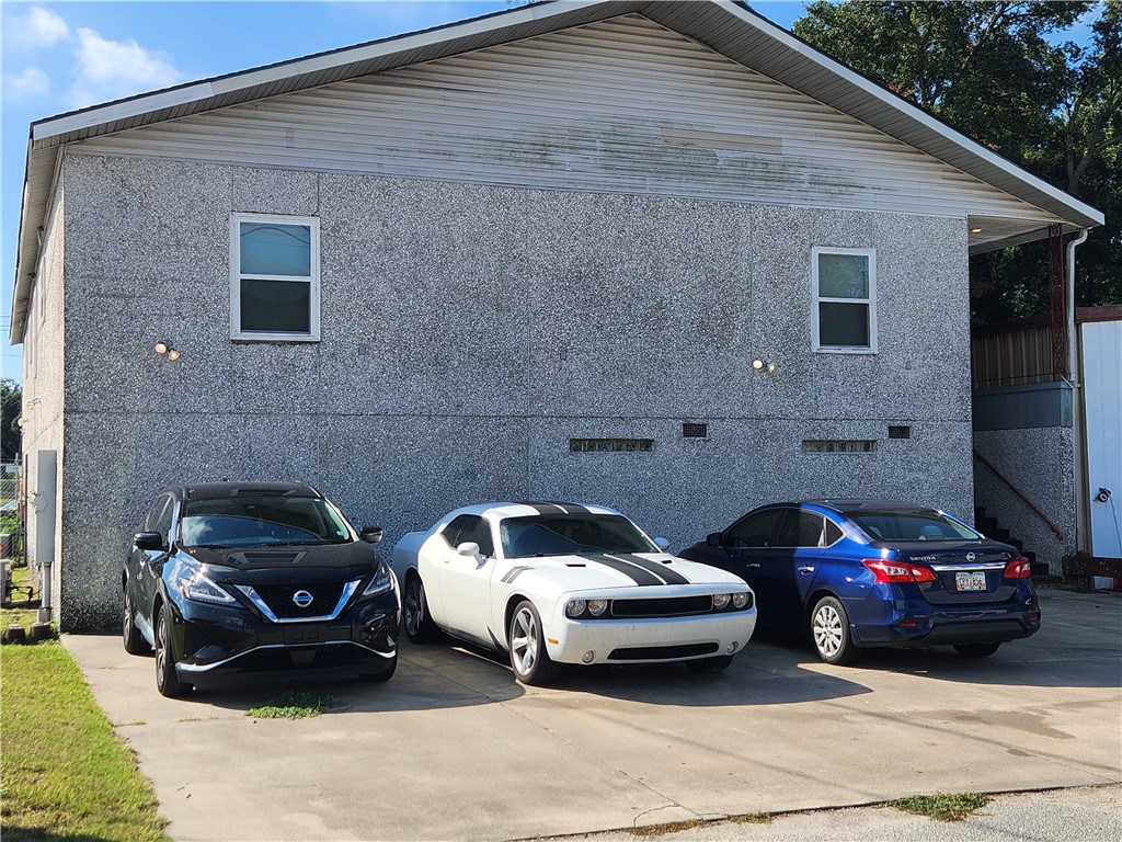 This income producing apartment property is located directly across Altama Avenue from the College of Coastal Georgia campus and just a few blocks from the Southeast Georgia Health System Hospital campus. The second level is composed of three 1,000 SF apartments that are fully leased each in the range of $800-$850 monthly. The first level is warehouse storage space (approximately 3075 SF).