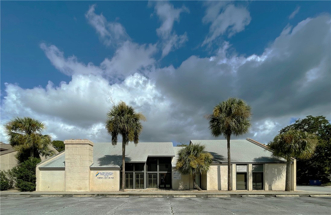 Price Reduction!!  Physician is retiring and selling his medical building. This large spacious building contains multiple exam/treatment rooms, lab, offices, baths, full kitchen and large waiting area.  Would be perfect for a large practice or an investor looking to lease space to multiple physicians.  Ideal location across the street from the hospital. Check out this virtual tour:  https://my.matterport.com/show/?m=BCijUc2V9xu
