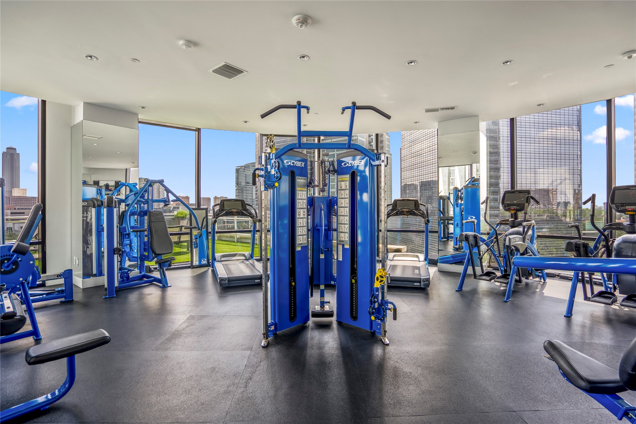 Astoria also has a fitness area with plenty of exercise equipment!