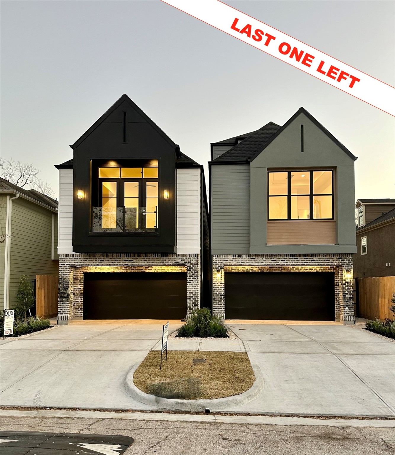 MCD is one of Houston’s premier home builders in well established inner loop neighborhoods in the city. This residence will feature all of the high end finishes you’ve come to expect from MCD. A balance of luxury & modern day living. This new luxury home features 1st floor living, flex & game room, private driveway & approx 1125 backyard. Finishes include quartz/granite counters, Fisher Paykel appliances, a luxurious built-in primary closet, engineered wood floors, & energy efficient.