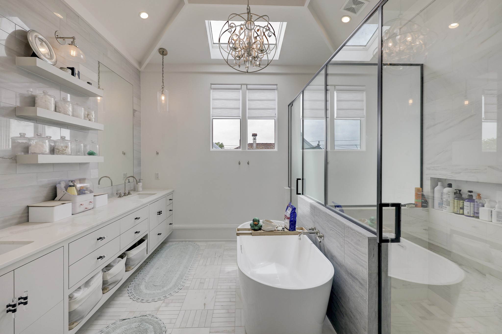 Master bath with soaking tub & separate shower