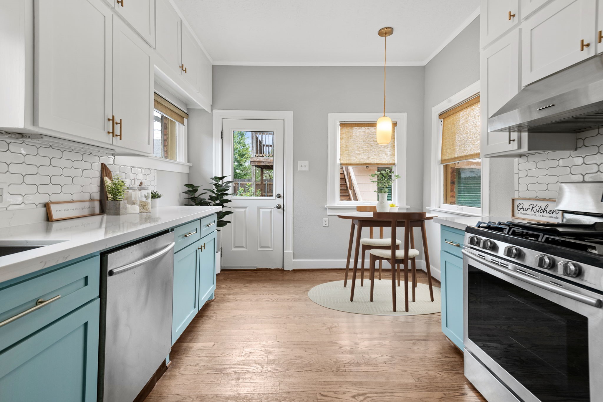Just beyond the dining room is this updated and adorable kitchen!