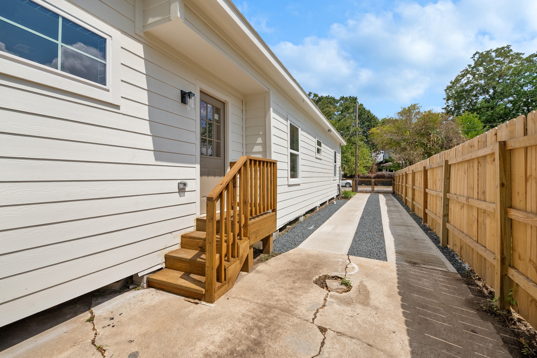 Back steps lead directly into your laundry mud room for your convenience.