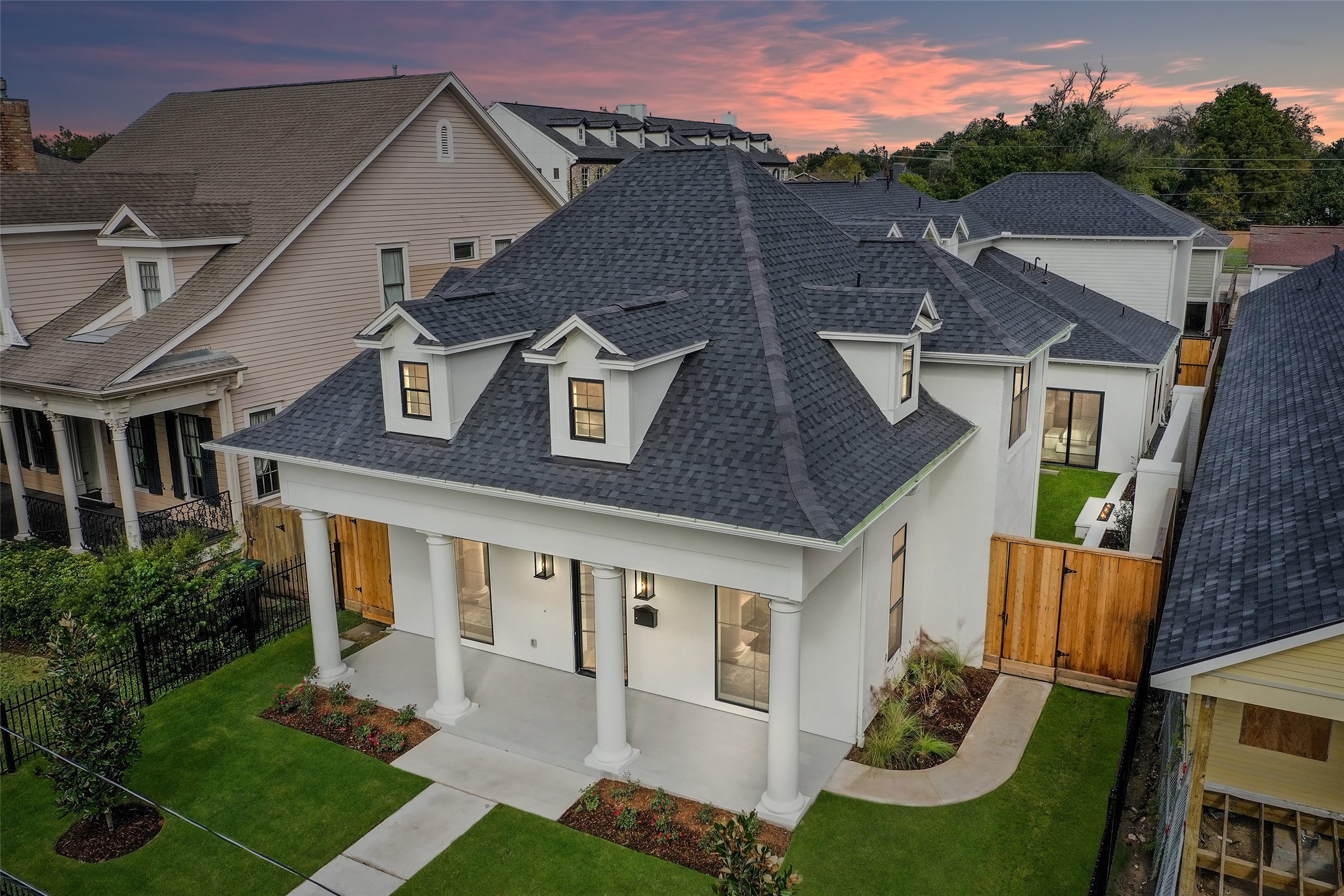 This newly built custom home in the heart of the Houston Heights has stunning features.