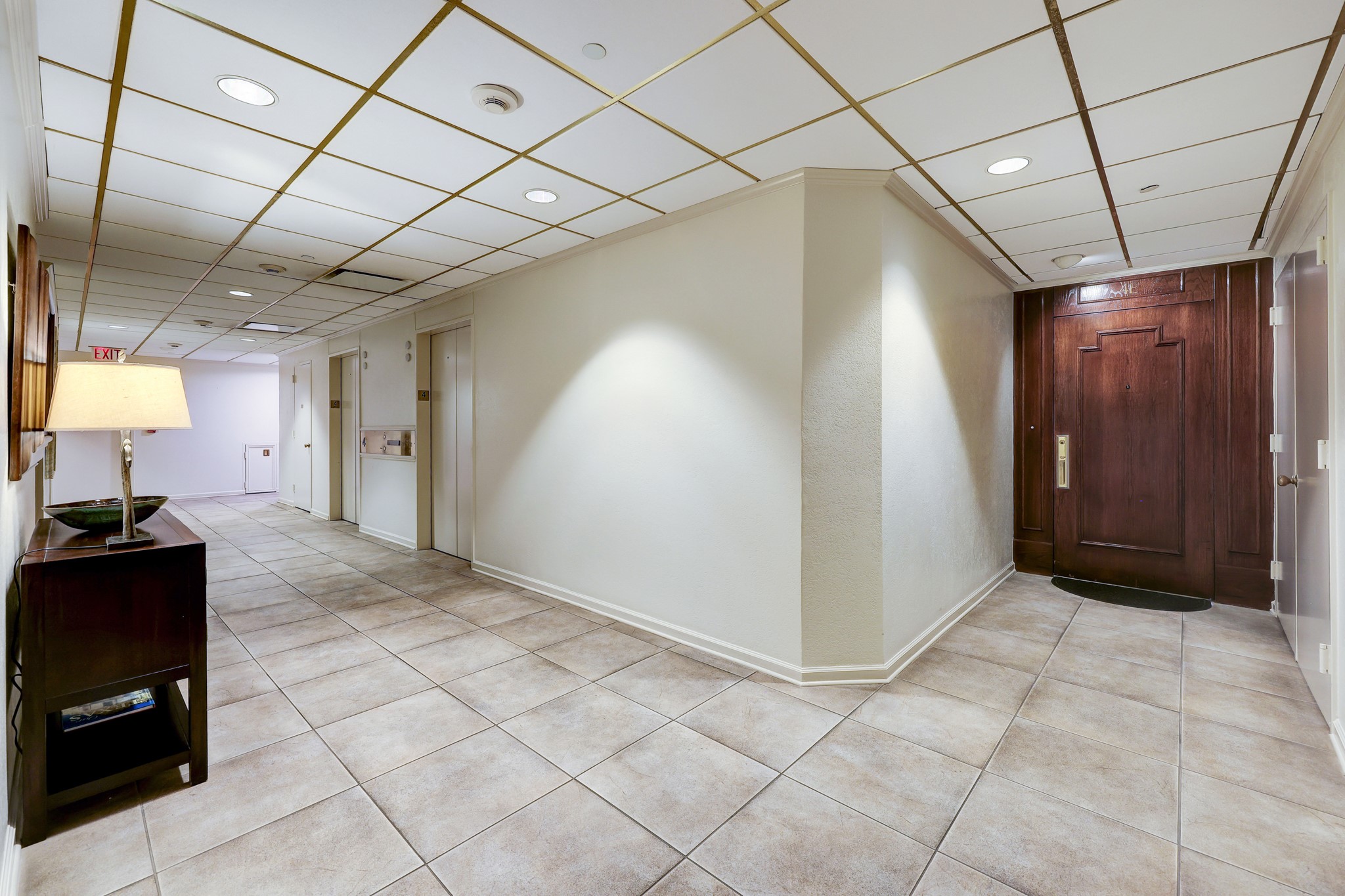 4th floor entry from elevators to Unit 4E