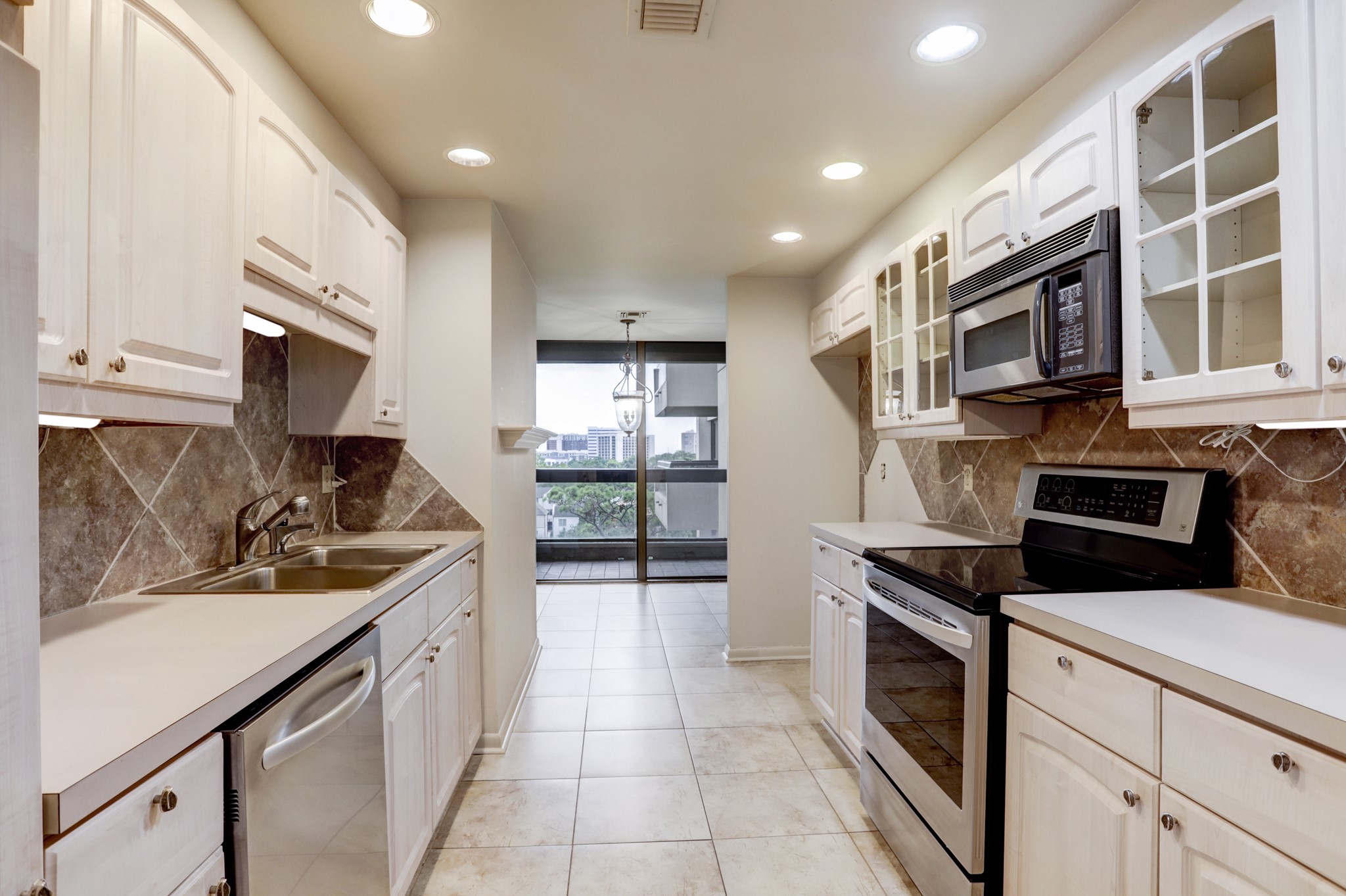 The spacious kitchen includes an eat in breakfast room.
