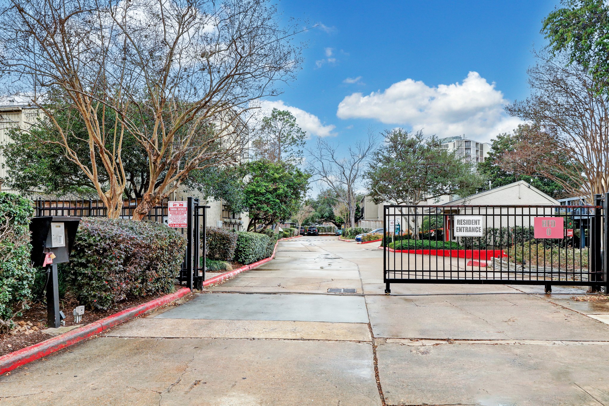 Gated Front Driveway Gate Entrance