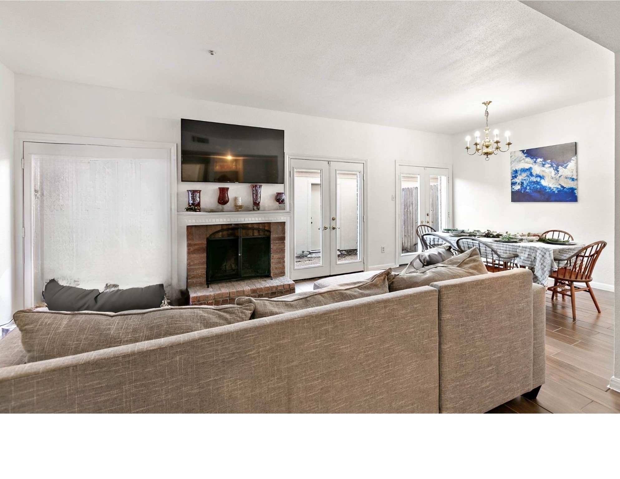 Dining/living combo make for an ideal entertaining space.
