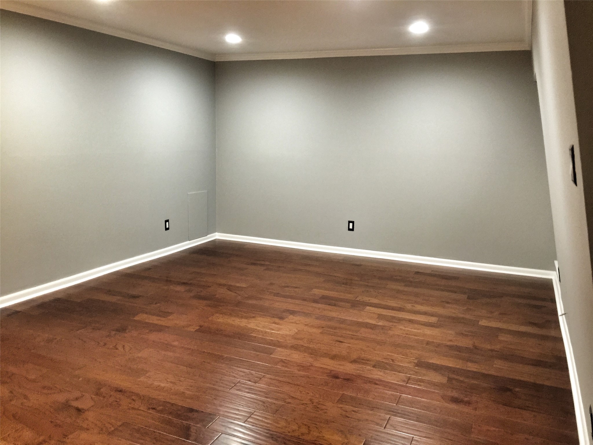 Large Living room with new floors