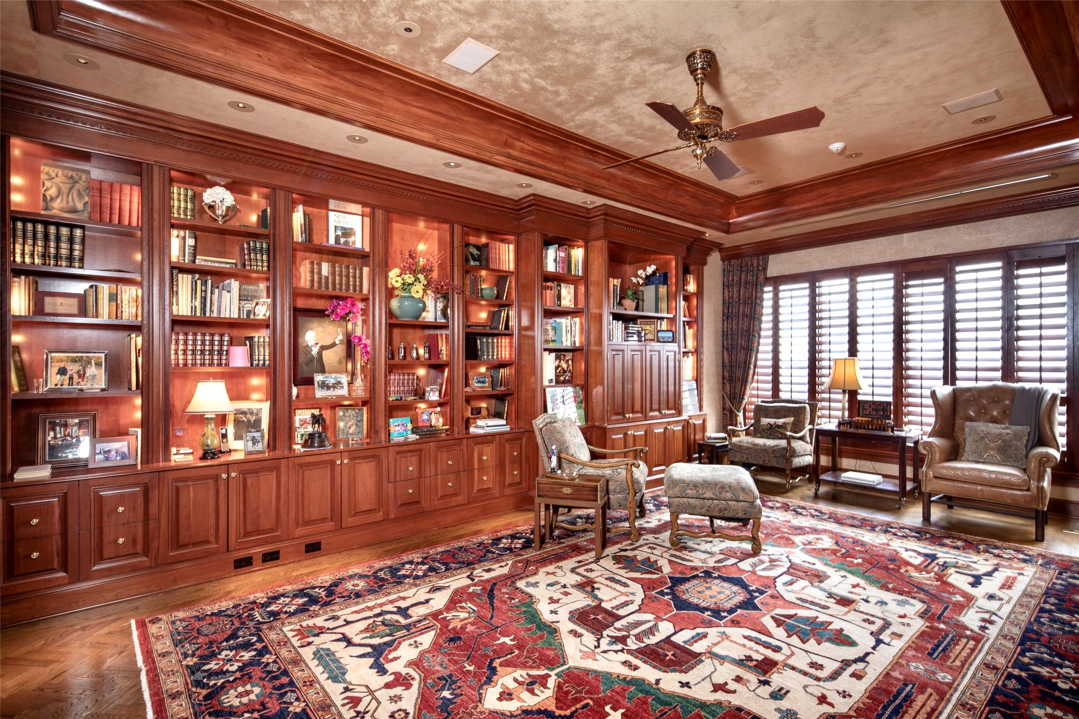 The library on the South wing of the property features lavish built-in's, a true gentleman's retreat to finish off your evening with a bourbon and cigar. 