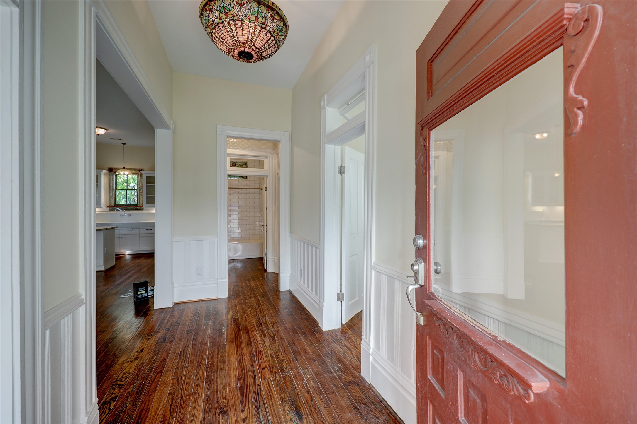 Front Entryway - Twelve foot ceilings through-out home