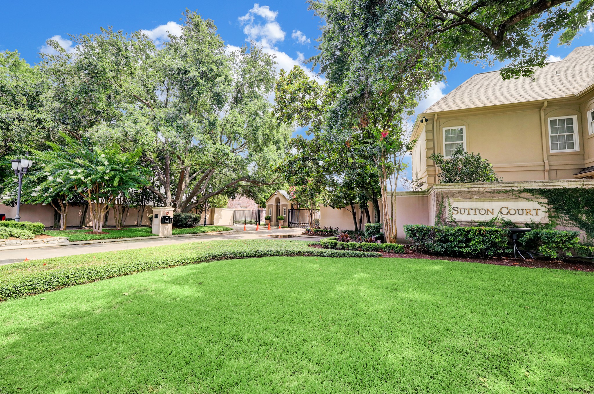 Sutton Court is a gated community in the Greenway Plaza area that offers courtesy patrol 6AM - 6PM, 24-hour video surveillance, common landscaping maintenance and a lovely neighborhood environment. 
