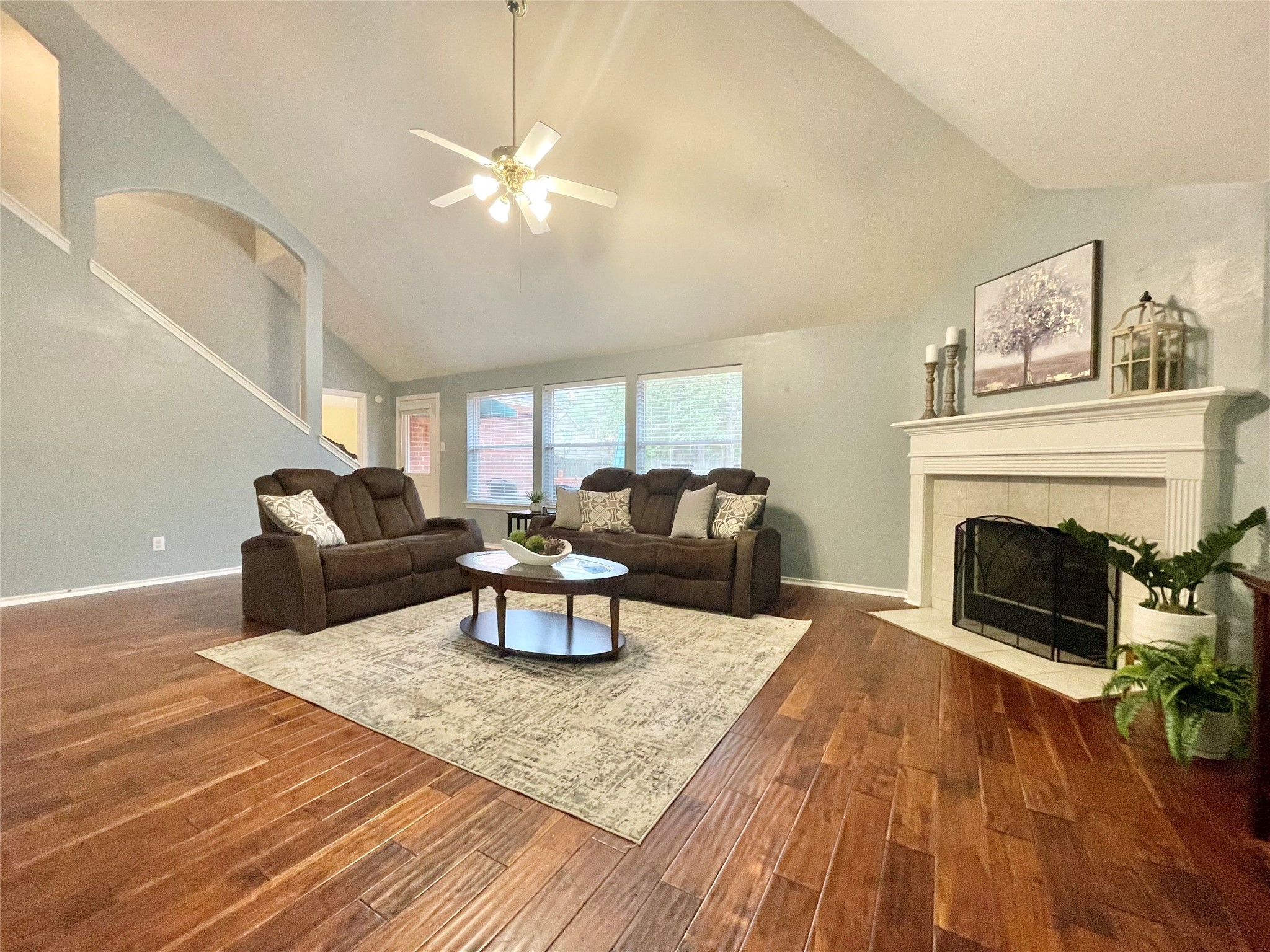 Welcome Home to 6 E Russet Grove in The Woodlands, TX