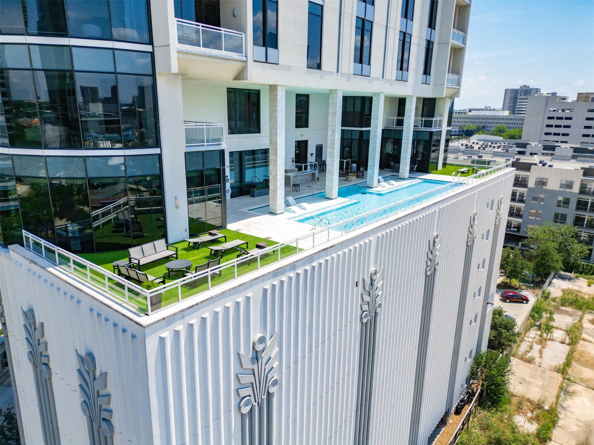 Enjoy laying out in the sun overlooking Downtown Houston!