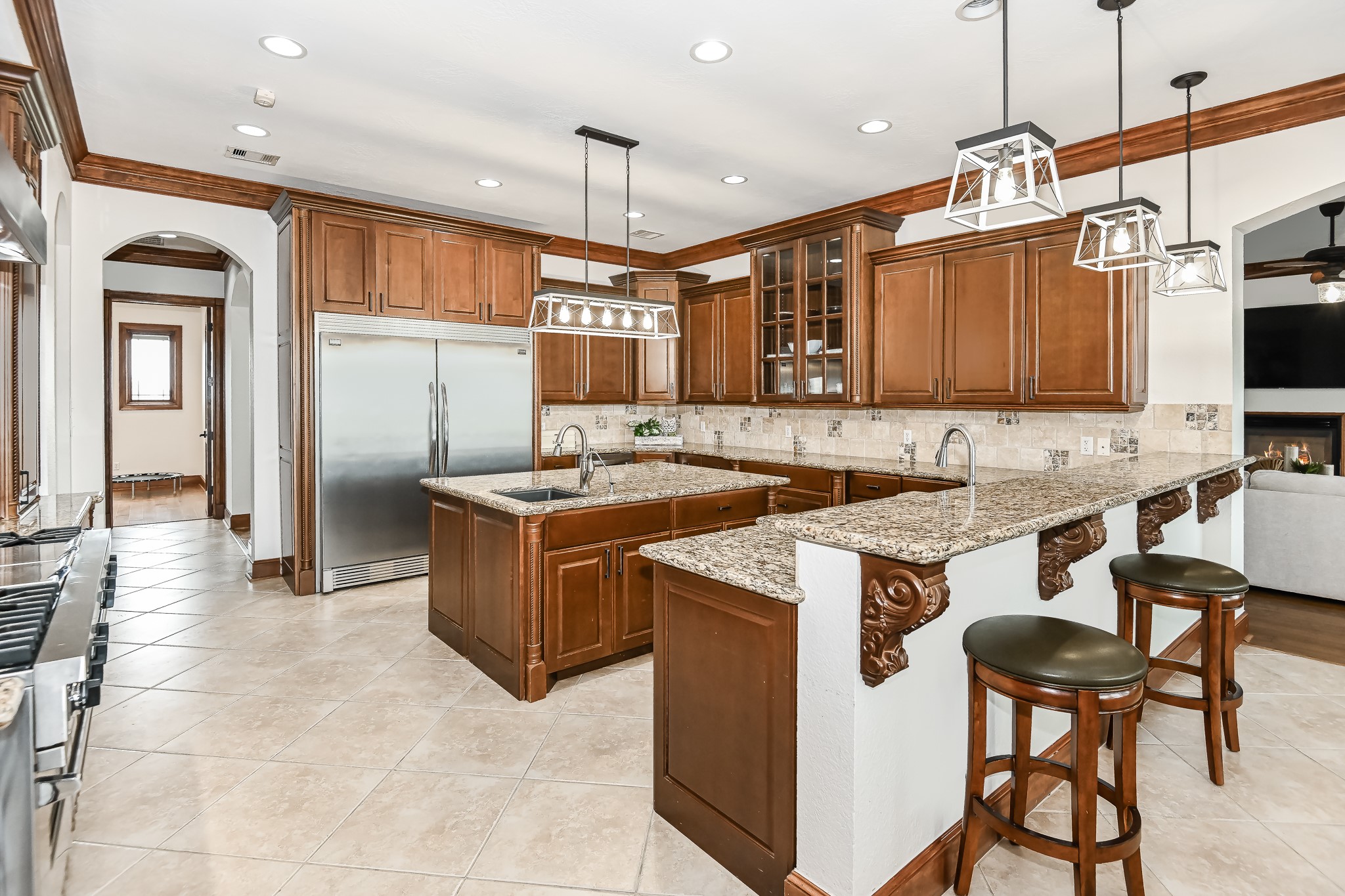 This kitchen has soft close cabinets, high end appliances and under cabinet lights.