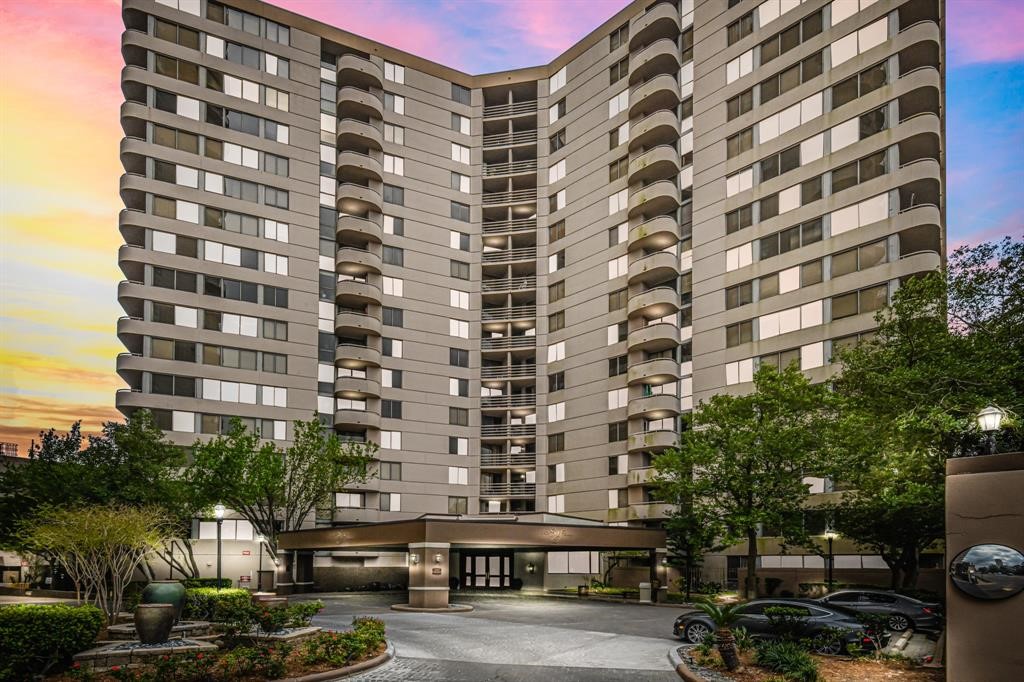 Luxury 3 bedroom 3 bath high rise living centrally located in Galleria area.