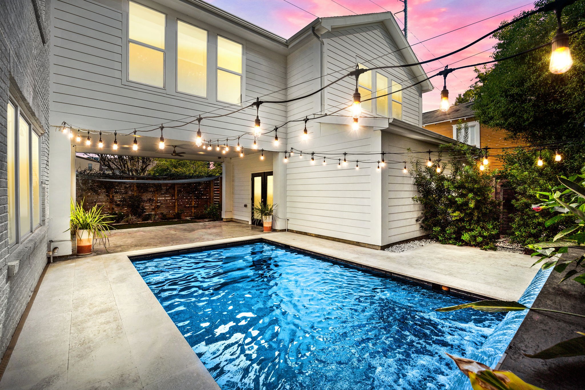 Stunning custom pool with a heater AND a chiller to stay cool all summer.
