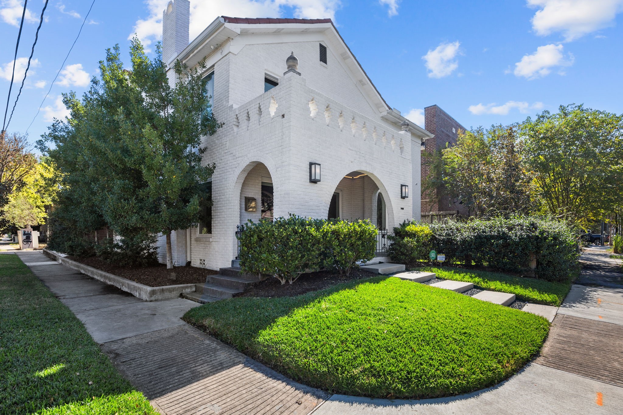 Gorgeous 1930s historic home straddling the River Oaks Shopping Area and Montrose, within walking distance to unbelievable restaurants, shops, and more.