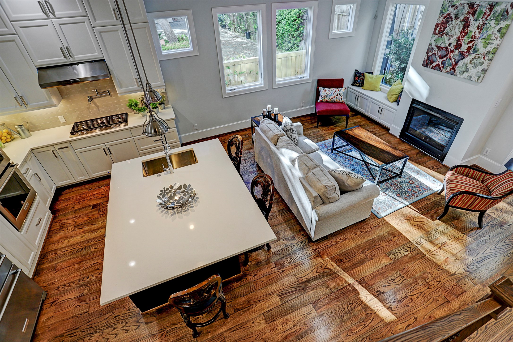 Open concept - kitchen, Living Room