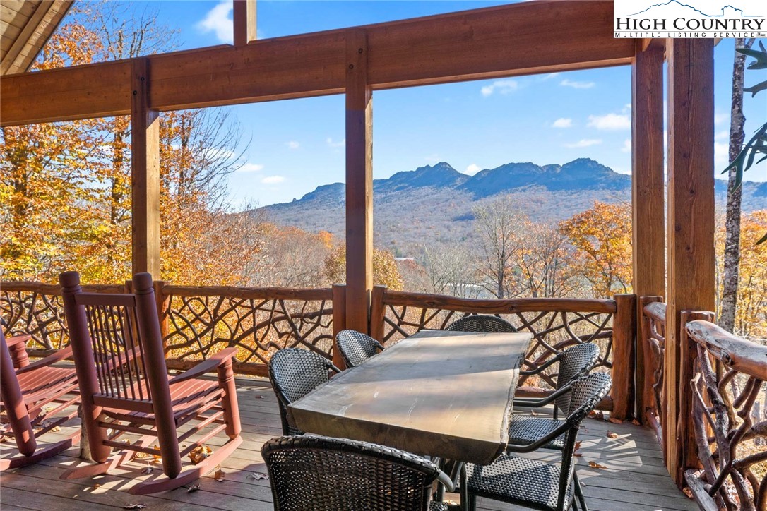 Come enjoy life at Linville Ridge in this gorgeous home with easy access to the main road. Sit on the deck and take in the views of Grandfather Mountain while having your morning coffee or dinner.