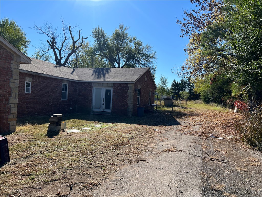 Fixer upper with huge equity spread! This 2987sf home just appraised for $305,000 in Nov. 2022 (ask your Realtor for a copy from supplements) after it is remodeled to market standards. That means at $160,000 you have $145,000 in equity right from the start!!!! Great margin for a flipper or someone looking for their next home. The major work needed here to get to top condition and hit that value is repairs in the master bedroom where a small fire broke out. This isn't a major fire though so the repairs aren't going to be too crazy. Most of the house was untouched by the fire and just has some minor smoke discoloration. The house sits on a 0.58 acre lot giving you plenty of space for animals, to build a shop, or store whatever you need. Property will be sold as-is. Seller is licensed agent in state of Oklahoma #170512.