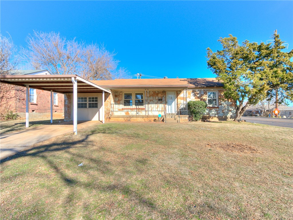 MOTIVATED SELLER JUST DROPPED THE PRICE:  Make an appointment today - cute house and close to so many things.  Tinker Air Force Base and I-40 are 1.5 mi away, Kiwanis Park is a few blocks away with a pavilion, skateboard park, picnic tables & playground and Wal-Mart is one block to the N.  The house has just been freshly painted, new carpet added throughout, replacement windows, etc.  The backyard is large and has a 10' x 15' shed and an open patio.