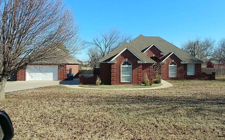 Great Opportunity to own this single-family home oozing with potential. This home was built in 2004 and features 3 bedrooms and 2.1 bathrooms, with plenty of living space.  ***SPECIAL NOTES: (1) This is a CASH ONLY transaction. (2) Seller to pay Taxes, HOA, and Municipal/Utility Liens.  (3) Please read the Auction disclaimers carefully before placing a bid or submitting an offer. ***