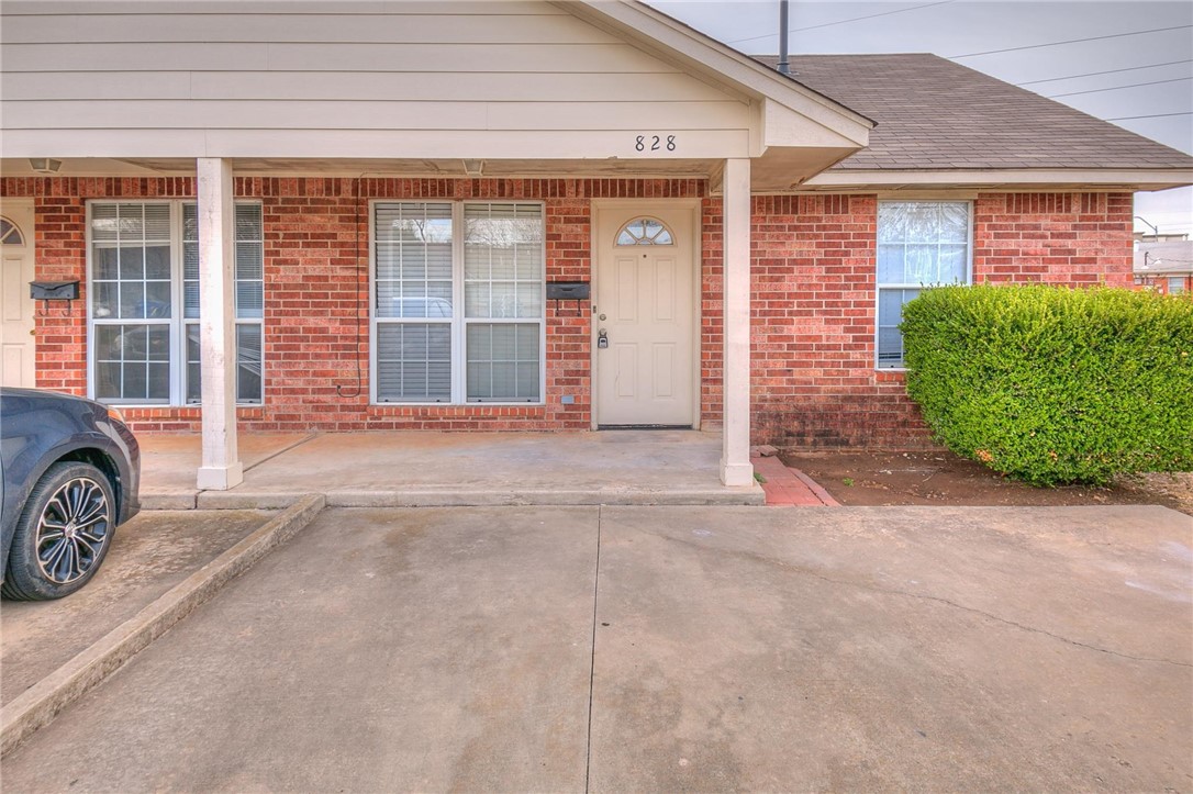 Location is excellent for those wanting to be close to the University of Oklahoma, Campus Corner, restaurants, and shopping. Not far from Highway 9.  New bright tile flooring and fresh paint. The kitchen has an electric cook stove, refrigerator, and dishwasher. It has updated light fixtures throughout the home. Washer and dryer hookups. The security deposit is $950. This is a no-pets and non-smoking unit. The new lease will go through May 31st, 2024.