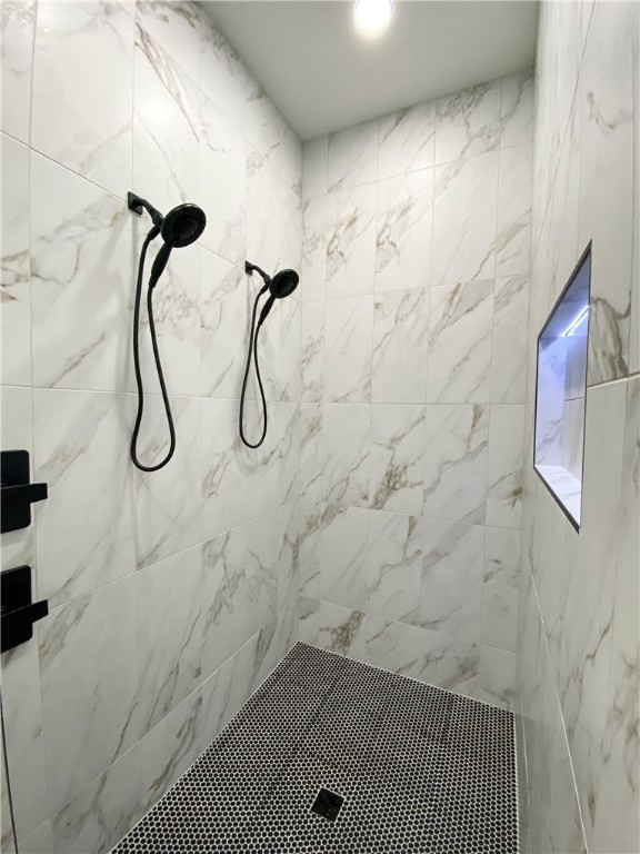 2441 SW 127th Street, Oklahoma City, OK 73170 bathroom featuring a shower