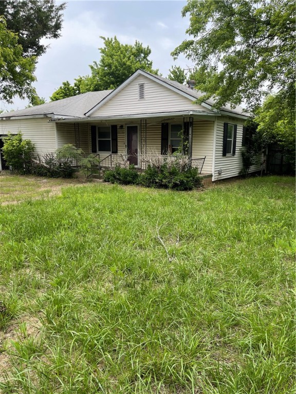 3/4 of an acre gives a lot of options on what you can use this property for. 2 bed 1 bath house is ready for a facelift, so come add your style. 1 car attached garage is oversized. You'll enjoy not having carpet. This is a great investment property on a peaceful quiet street.