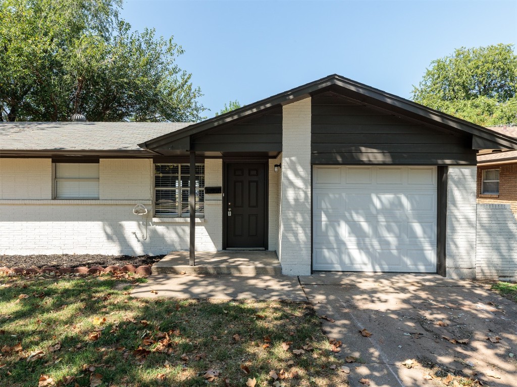 JUST LISTED! Updated 3 bed, 1 bath home w/ garage in Norman's Colonial Estates addition just 1 mile east of OU campus! Updates include fresh interior & exterior paint, 3cm granite countertops in kitchen & bath, laminate wood floors throughout, new electric circuit-breaker panel, new plumbing & LED light fixtures, new satin nickel hardware on all doors & cabinets, new 2" cordless white fauxwood window blinds, & more! Home comes with all kitchen appliances including refrigerator, dishwasher & countertop microwave. Other features include large interior laundry area next to kitchen w/ central HVAC closet & exterior access to backyard, hallway cabinets & coat closet for extra storage space, extended single car garage, double French doors from dinette area to back patio, & fenced backyard with mature trees for shade & privacy. Schedule your showing today before this charming home is sold!