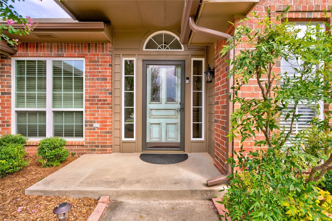 Great curb appeal on a quiet cul-de-sac in the desirable Cascade Addition!  If you are looking for a convenient location and a great value, this home is for you! Only 10 minutes to OU and less than 5 minutes to the Norman Healthplex!  You will love having access to the neighborhood pool and park area including walking trails, basketball court & playground.  From the moment you walk in, you will appreciate all the character and charm! Open floor plan is perfect for entertaining!  Dedicated office space and either formal dining or second living area.  Spacious primary suite awaits you with HUGE walk in closet, double vanities, whirlpool tub and a shower!  Two more bedrooms and darling hall bath.  Laundry at the end of the hall with door to garage, which has a large 10-12 person storm shelter underground.  This house is very cozy and a wonderful place to call home!