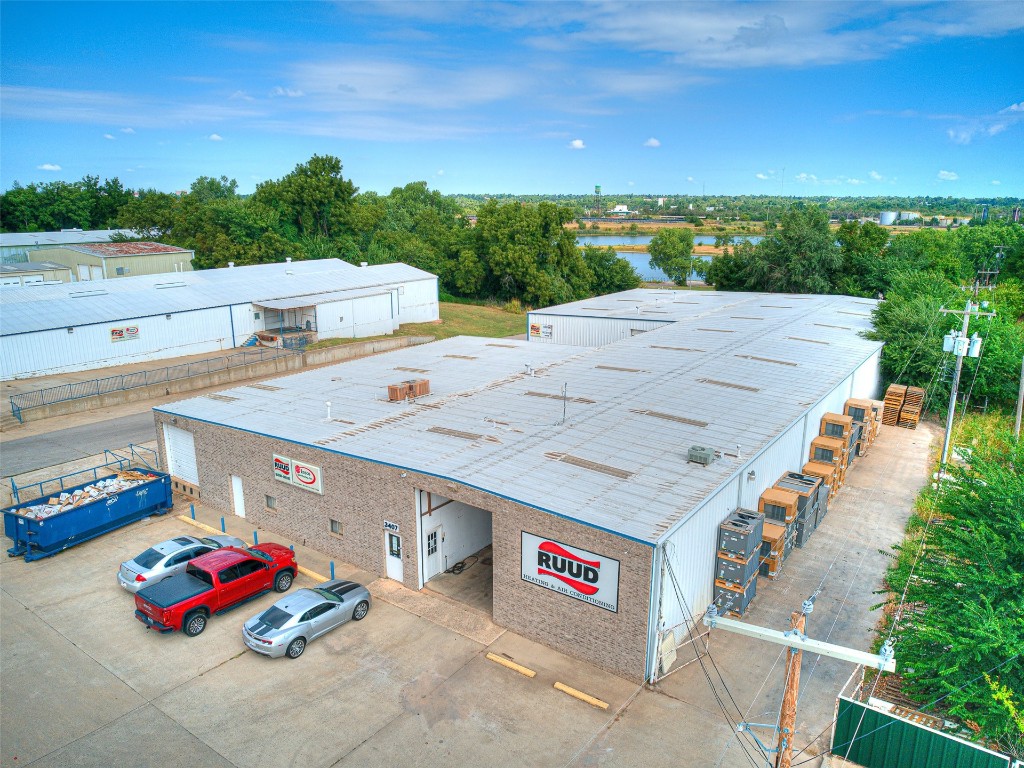 Discover an Exceptional Warehouse For Lease in Del City!

Looking for the perfect space to elevate your business operations?  Look no further!  This remarkable property boasts an impressive 21,505 square feet of versatile floor space, including 2,412 square feet of well-appointed office space, 14,530 square feet of expansive warehouse, and an additional 4,563 square feet on the second level for storage or additional workspace.

This well-equipped warehouse features 5 overhead doors (10' to 12' tall), plus a spacious dock high staging area. Choose between Oklahoma City and Del City addresses. Modernized with energy-efficient LED lighting. 
Ready to take your business to the next level? Don’t miss out on this opportunity.  Call for details and showing. Your ideal warehouse is here!