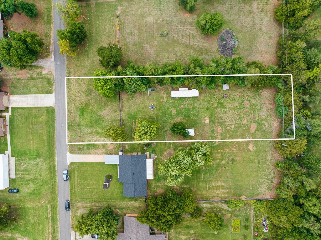 E Mohr Lane, Mustang, OK 73064 view of drone / aerial view