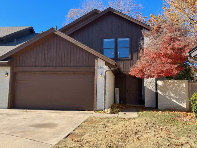 Located in West Norman on a quiet cull de sac in the Village at Brookhaven. This cozy 2 story home consists of 2 bedrooms, 1 full, 2 half baths, and gas fireplace.  Granite countertops in kitchen and baths.  Roof and HVAC replaced in 2021.  Close to interstate, shopping and schools.