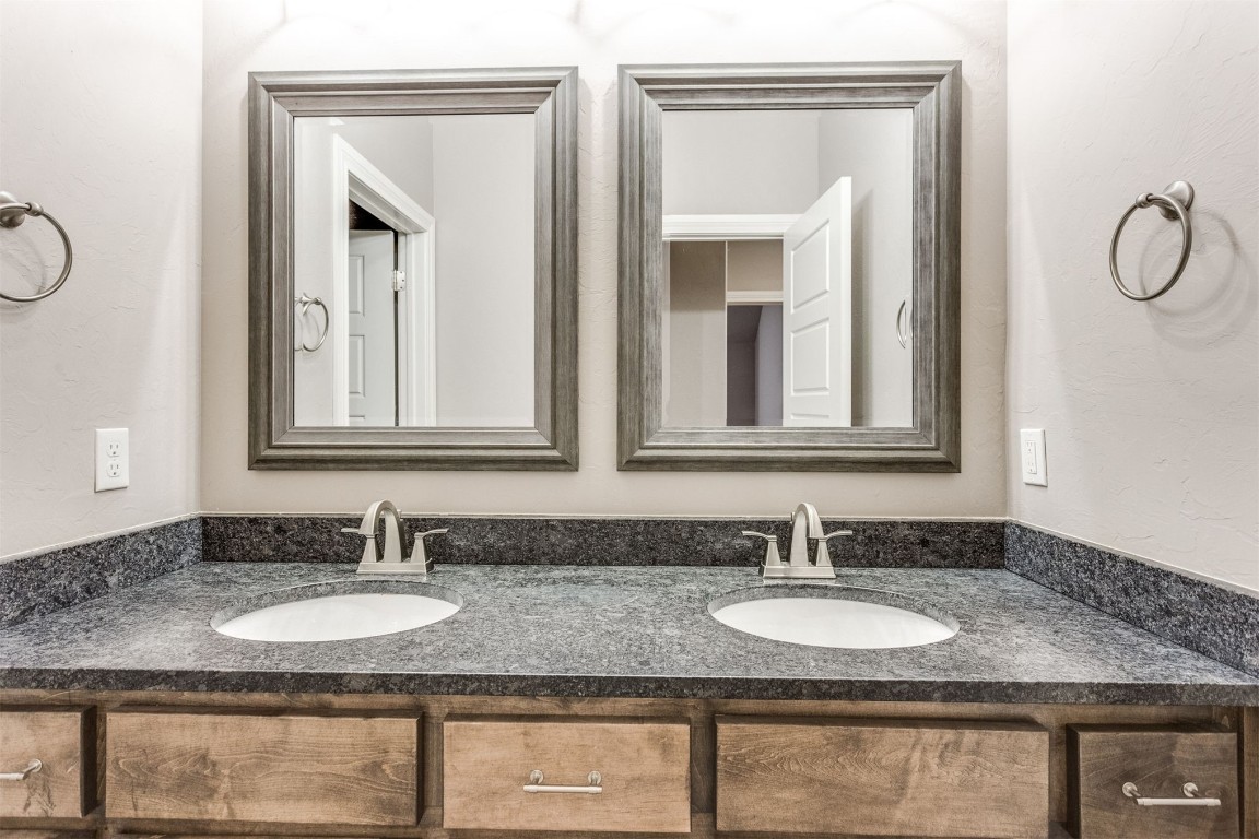 3910 Sienna Ridge, Newcastle, OK 73065 bathroom featuring double vanity