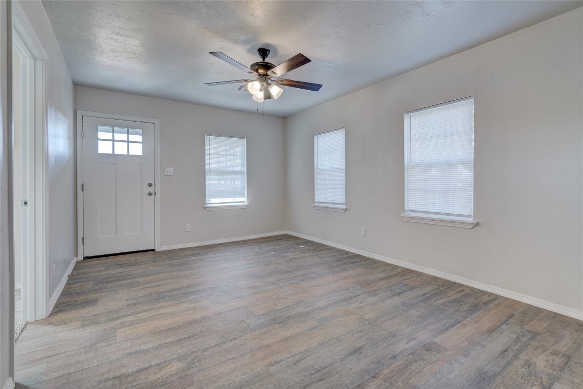 2817 SE 56th Street, Oklahoma City, OK 73129 foyer featuring light hardwood / wood-style flooring and ceiling fan