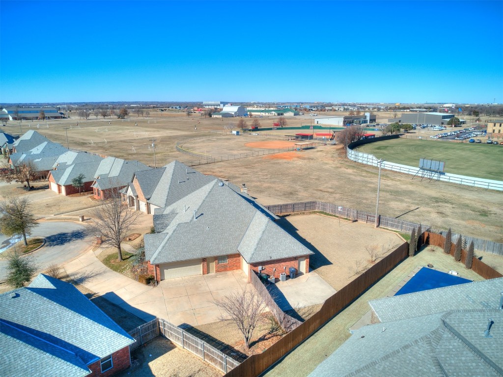 12400 Olivine Terrace, Oklahoma City, OK 73170 view of drone / aerial view