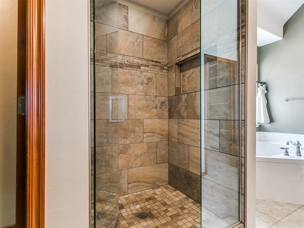 12400 Olivine Terrace, Oklahoma City, OK 73170 bathroom with plus walk in shower