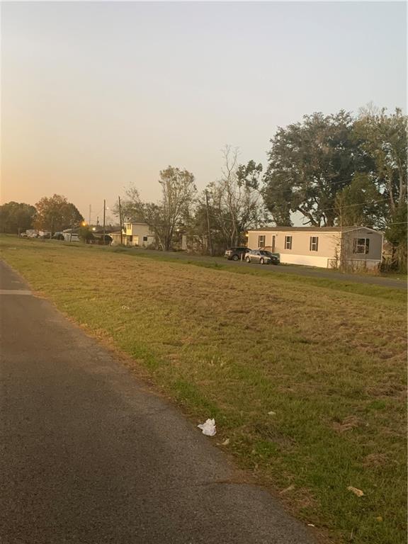 E Lebray Street, Lutcher, LA 70071