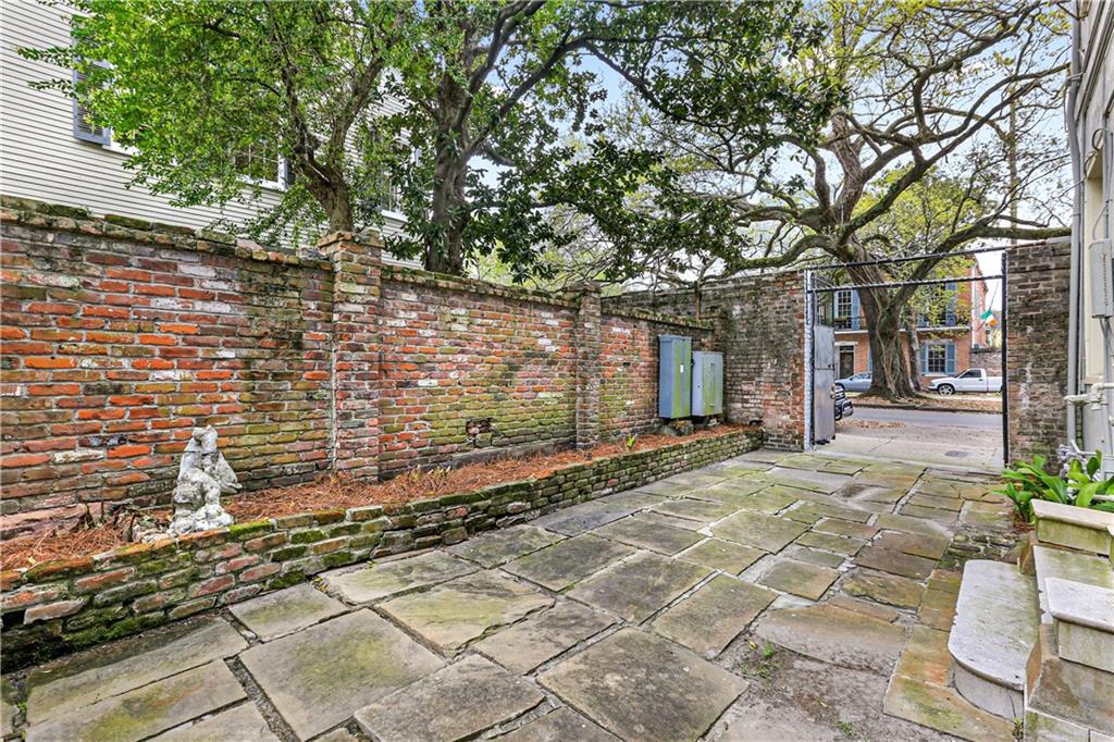 908 10 Esplanade Avenue, New Orleans, Louisiana image 33