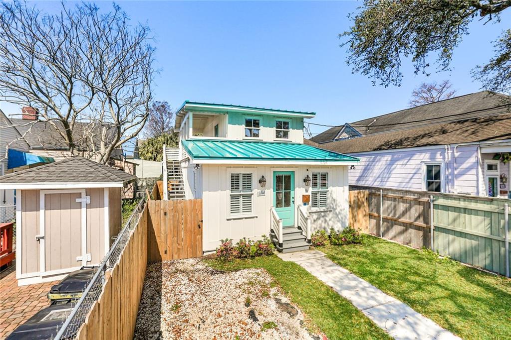 Walk to the streetcar or Tulane from this stylish Carrollton Home! Wall-to-wall overhaul maximizes space & light. You’ll love the eat-in kitchen featuring all stainless appliances, and quartz & butcher block counters. The owner’s suite includes a tiled spa shower, and a covered balcony perfect for coffee or cocktails. Off-street parking. Property is located in an X Flood Zone. Flood Policy is currently 752.