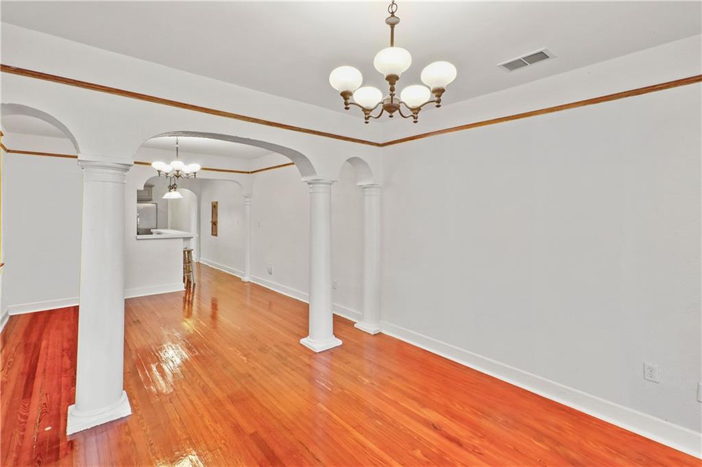 1129 Ursulines Street