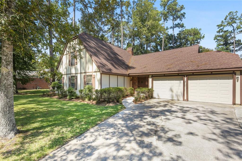 105 Pineland Drive, Mandeville, LA 70471