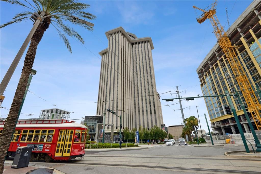 2 Canal Street 2506, New Orleans, LA 