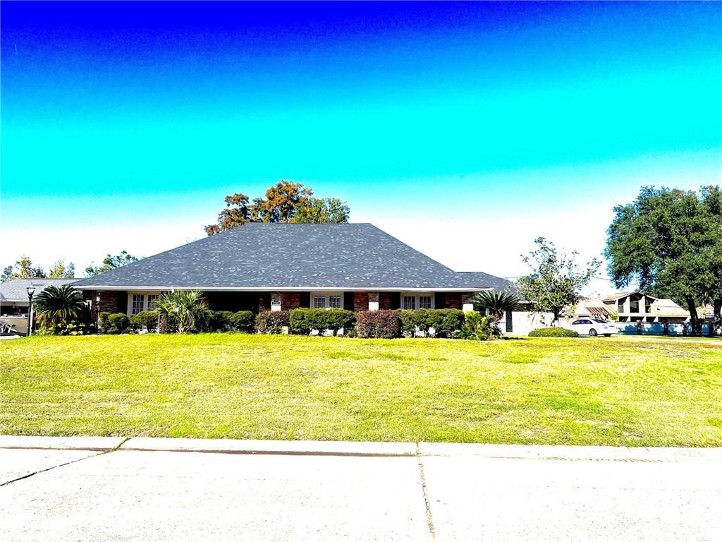 2711 Cedarlawn Drive, Marrero, LA 