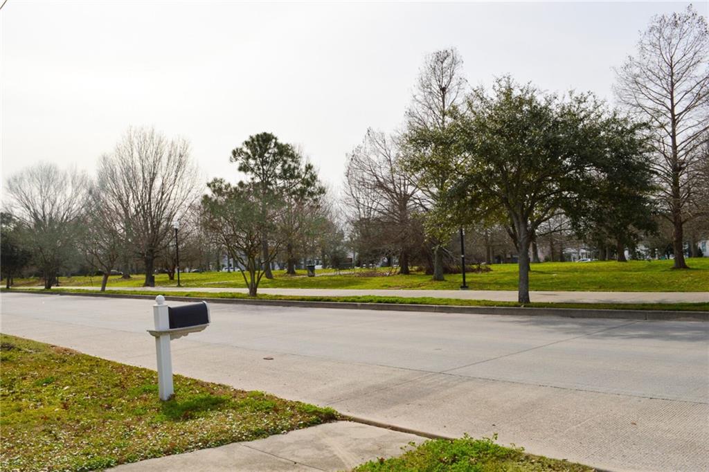 West End Boulevard, New Orleans, Louisiana image 2