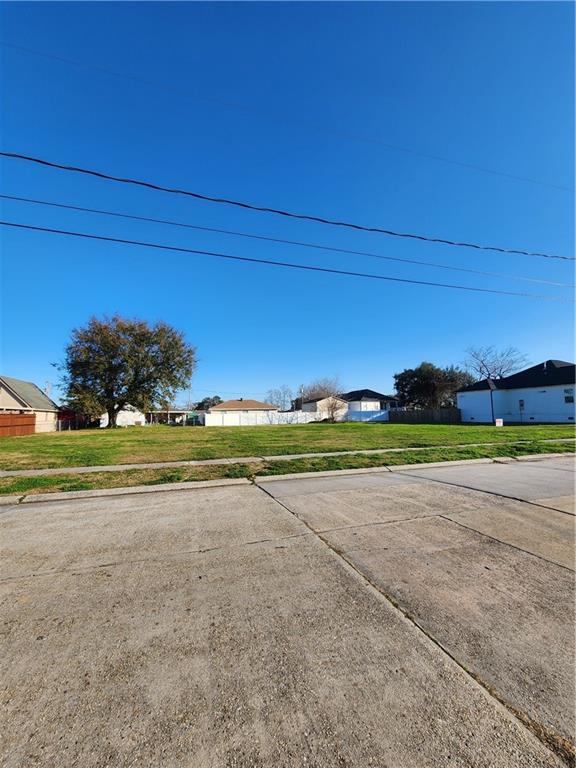 3013 Lyndell Drive, Chalmette, Louisiana image 3