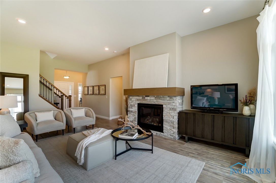 Great Room with Gas Fireplace
