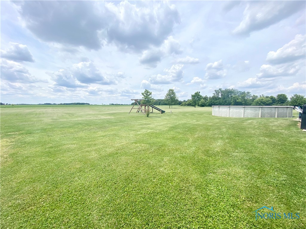 Listing photo id 9 for 8255 County Road 3